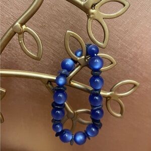 Elegant Blue Beaded Bracelet